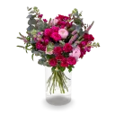 Bouquet of spray roses and ranunculus